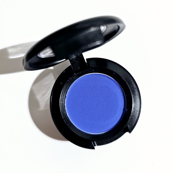 Mac eyeshadow Atlantic Blue Matte New - Picture 2 of 4